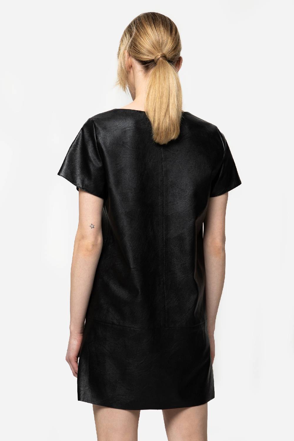 Kristina Ti JAMAICA - Eco-leather mini dress Sconti questo mese