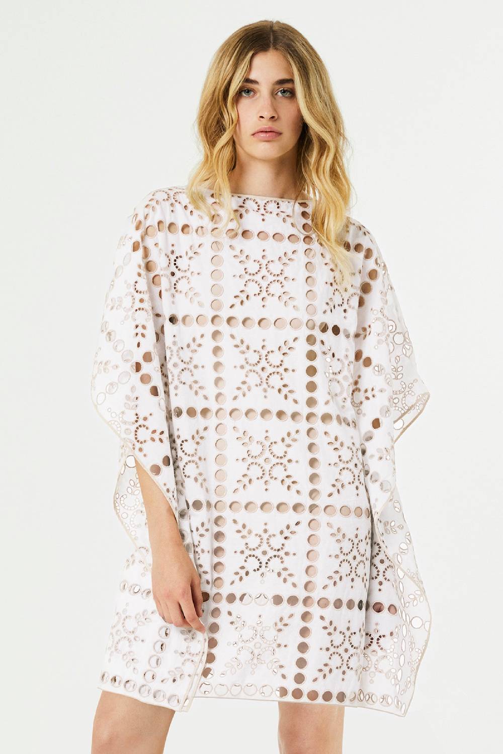 Kristina Ti FIAMMETTA - Short caftan Luce Saldi Di Fabbrica