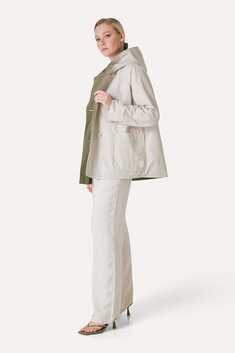 Oof Wear IMPERMEABILE REVERSIBILE CON CAPPUCCIO IN NYLON MEMORY 9411 - PANNA/VERDE MIMETICO Pezzi Unici