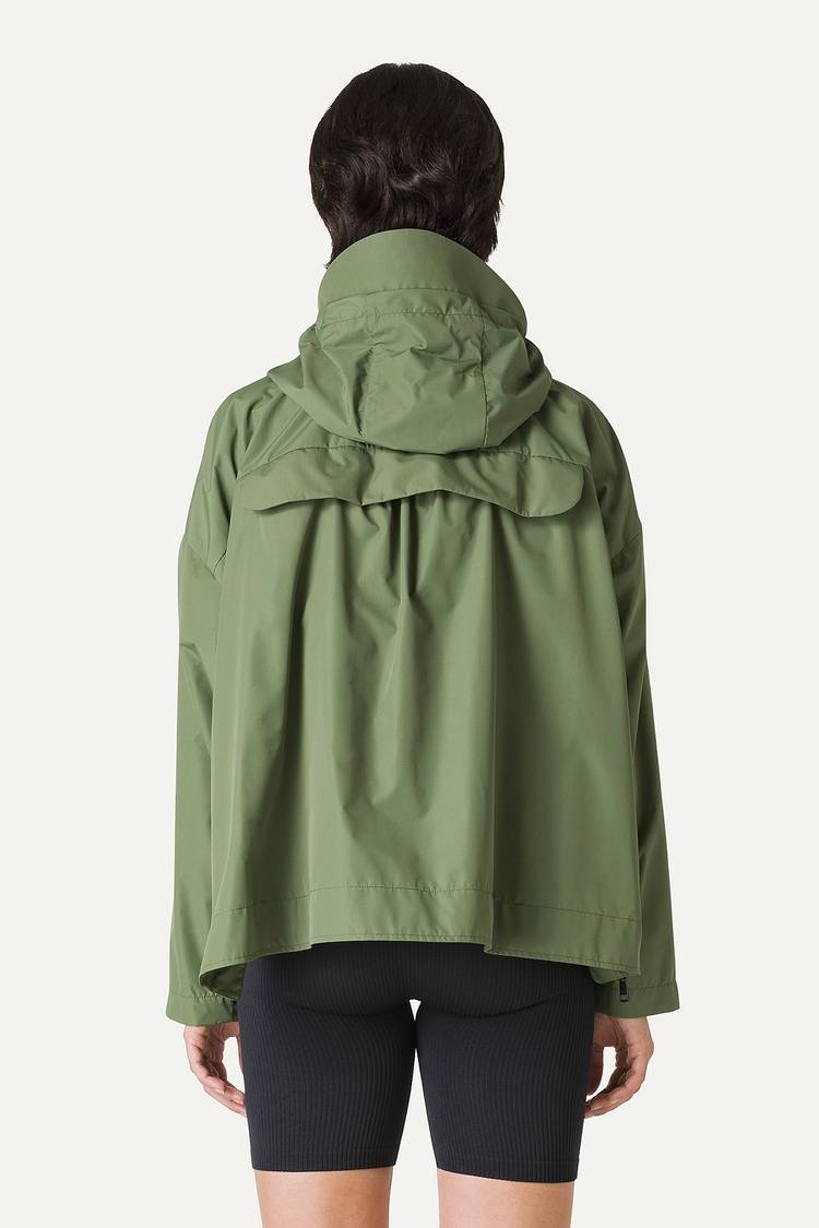 Oof Wear GIACCA CORTA IN NYLON CON INTERNO ARGENTO 9214 - VERDE OLIVA Promozione