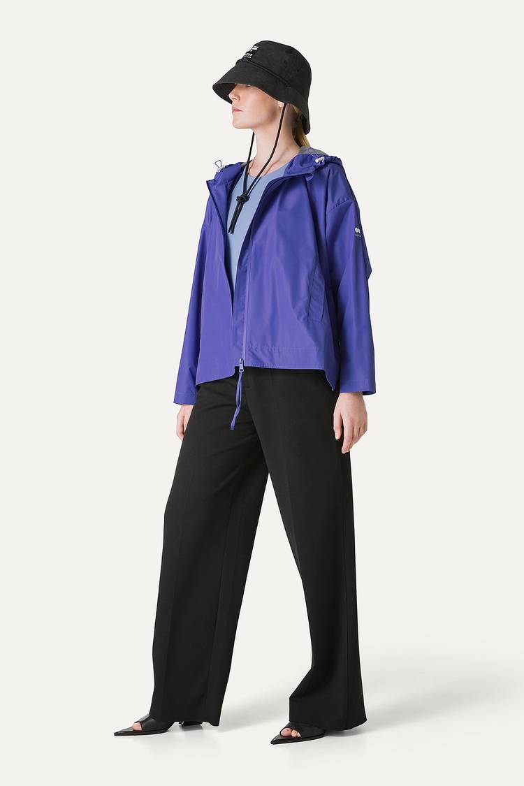 Oof Wear GIACCA CORTA IN NYLON CON INTERNO ARGENTO 9214 - PERVINCA Soddisfazione Garantita