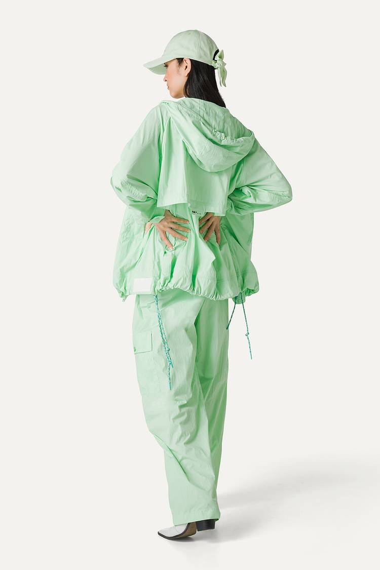 Oof Wear GIACCA CON CAPPUCCIO OVER IN NYLON 9206 - MENTA Prezzo Ridotto