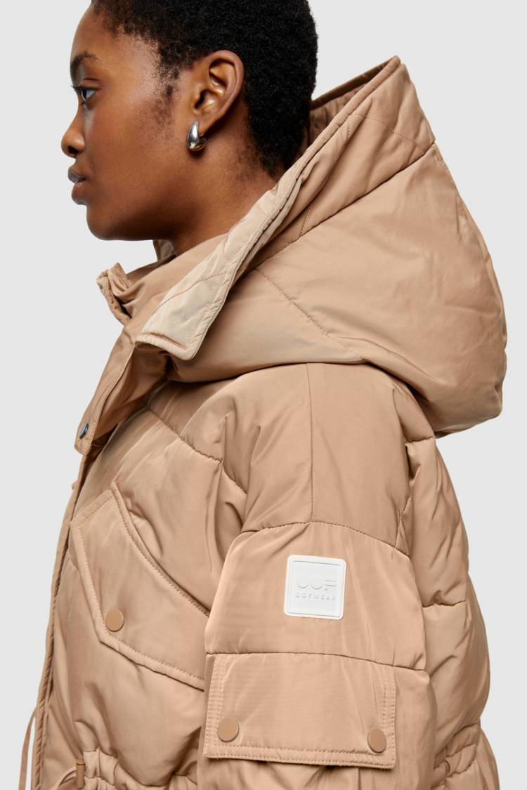 Oof Wear GIACCA CORTA 9234 IN NYLON MEMORY - CAMMELLO Offerta