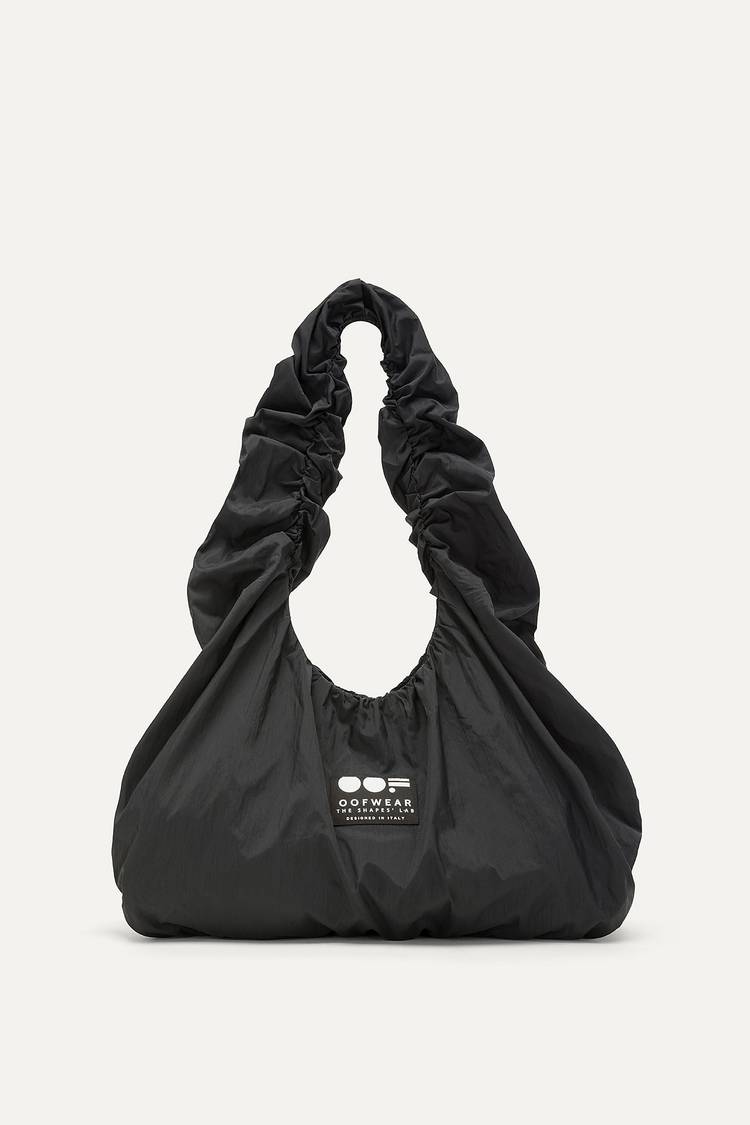 Oof Wear BORSA A SPALLA IN NYLON CRINCLE WATER REPELLENT 3079 - NERO I Più Venduti
