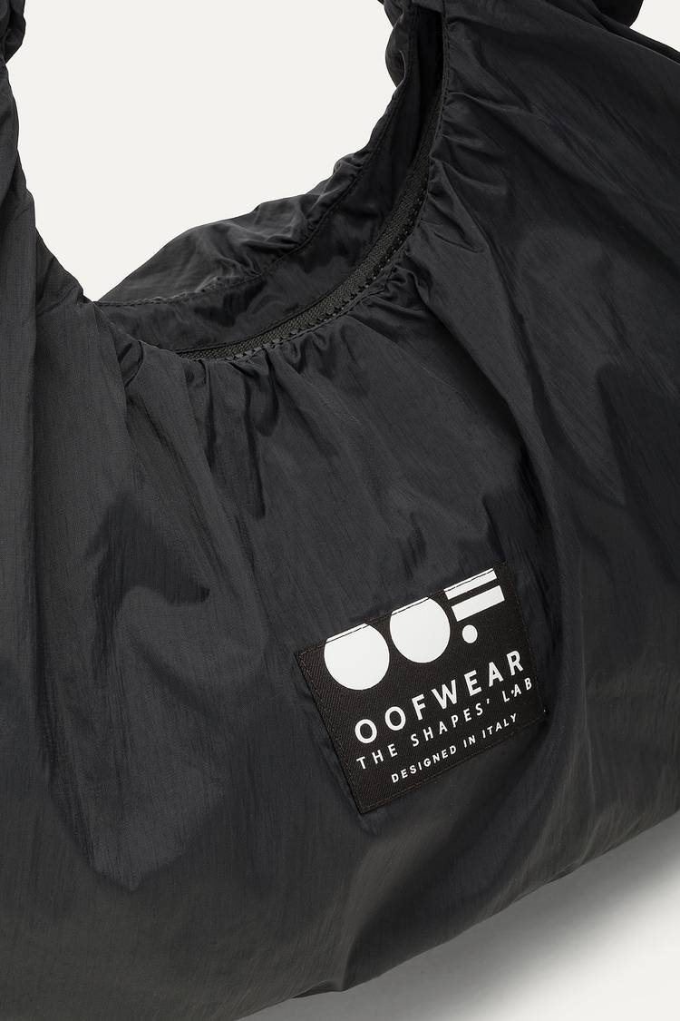 Oof Wear BORSA A SPALLA IN NYLON CRINCLE WATER REPELLENT 3079 - NERO I Più Venduti