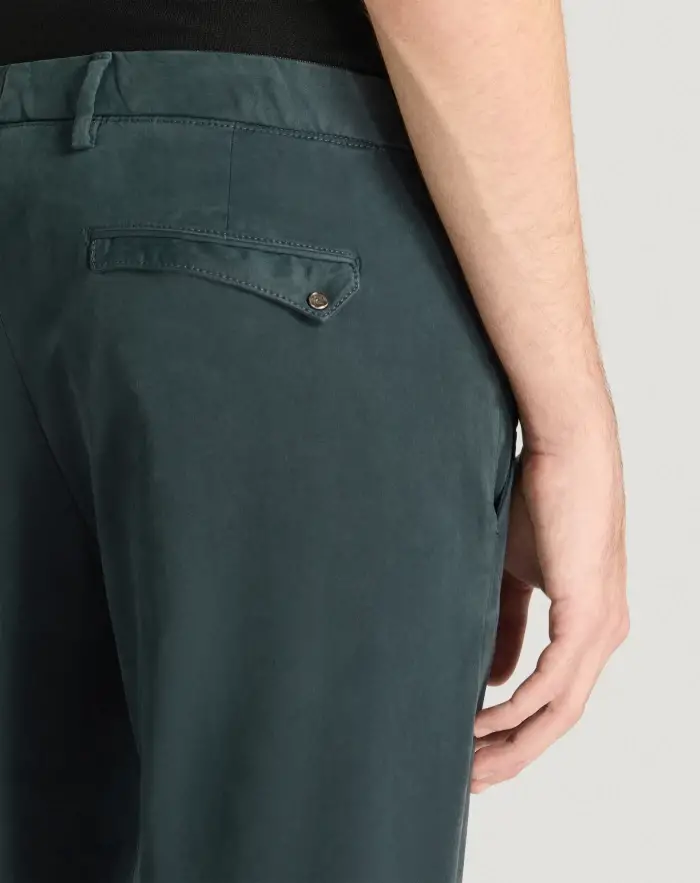 Pantaloni Torino Pantaloni Wonder in satin stretch In Vendita