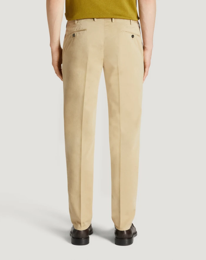 Pantaloni Torino Pantaloni Slim in silkochino Novità