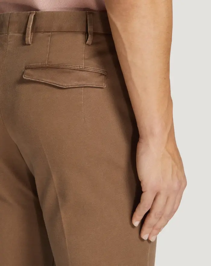 Pantaloni Torino Pantaloni Master in cotone stretch délavé 2025