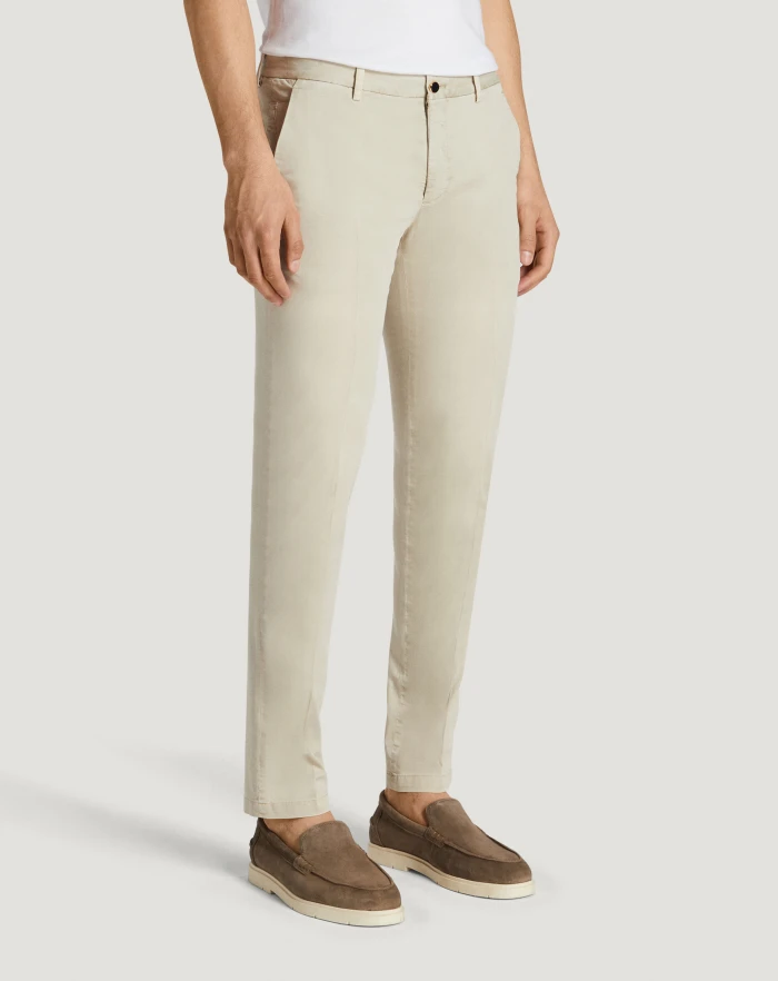 Pantaloni Torino Pantaloni House in raso stretch Offerte esclusive