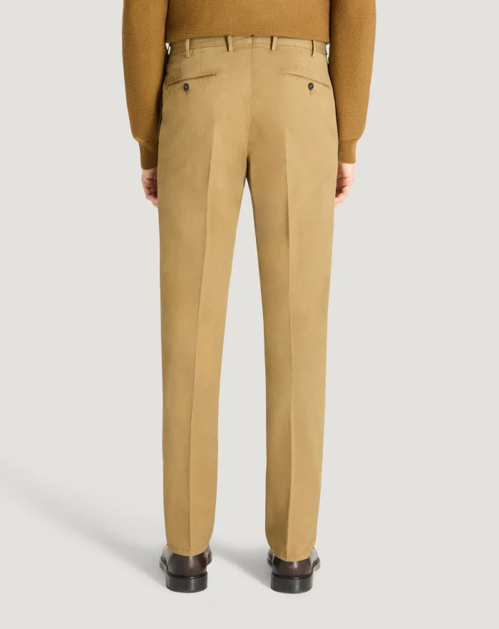 Pantaloni Torino Pantaloni Superslim in gabardina stretch Fino al 60% di sconto