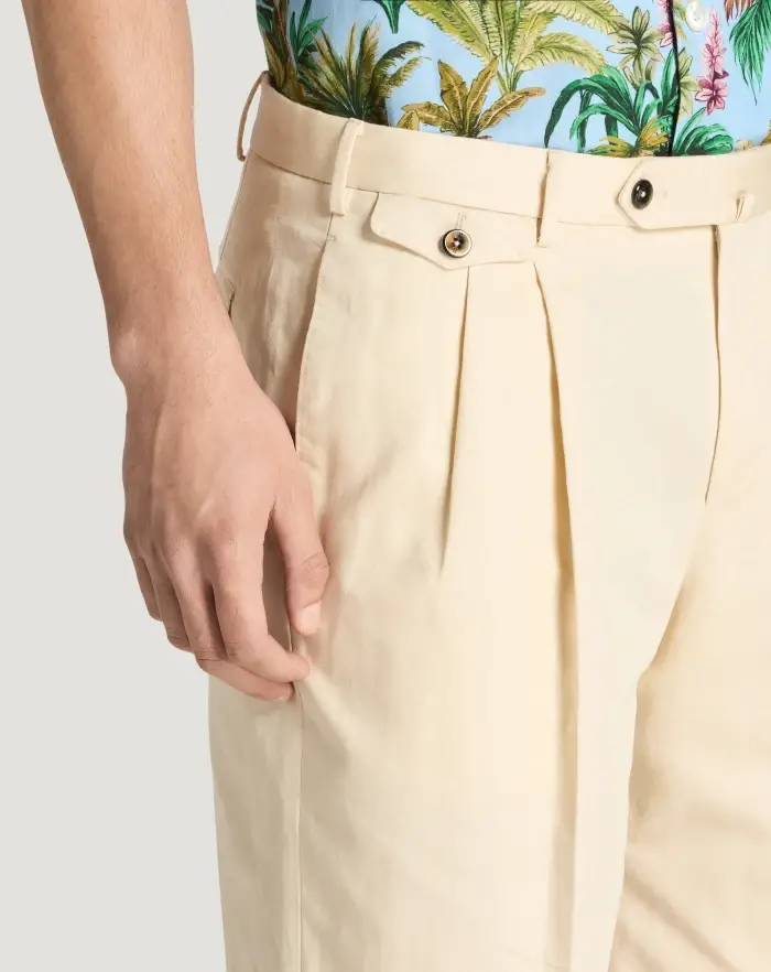 Pantaloni Torino Bermuda in gabardina di cotone e lino Offerta Giorno del Papà