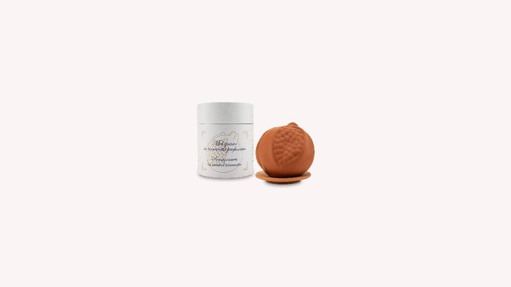 SANTA MARIA NOVELLA MELOGRANO IN TERRACOTTA PROFUMATA 512700UNICA SKU: 3512700UNICA In Linea