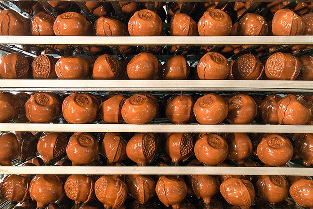 SANTA MARIA NOVELLA MELOGRANO IN TERRACOTTA PROFUMATA 512700UNICA SKU: 3512700UNICA In Linea