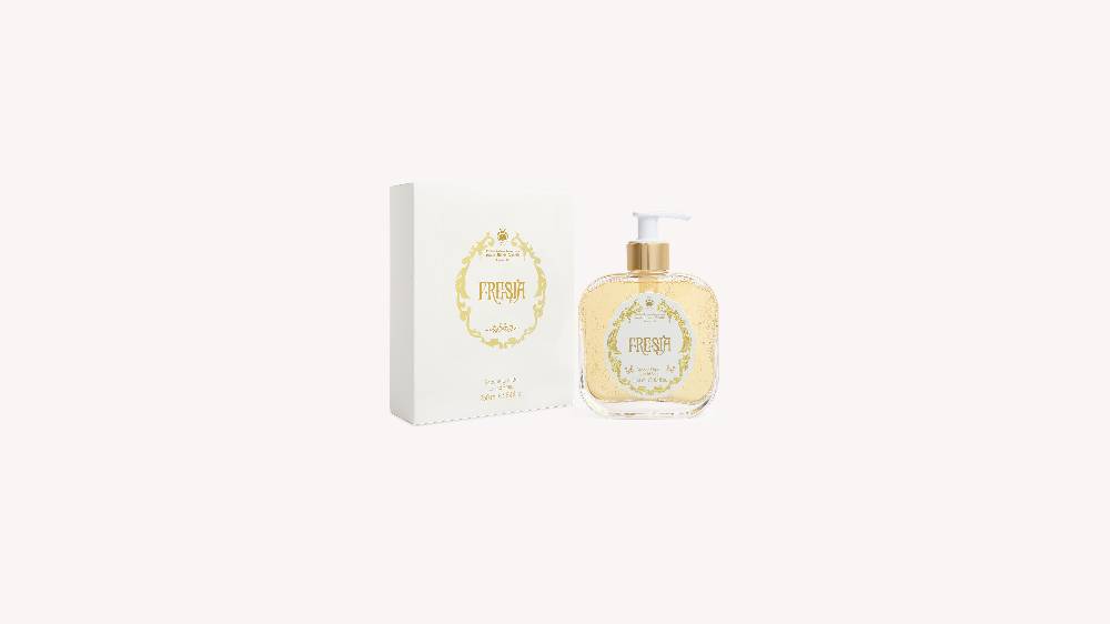 SANTA MARIA NOVELLA SAPONE LIQUIDO FRESIA 250ML 3236001250ML SKU: 3236001250ML Consegna Veloce