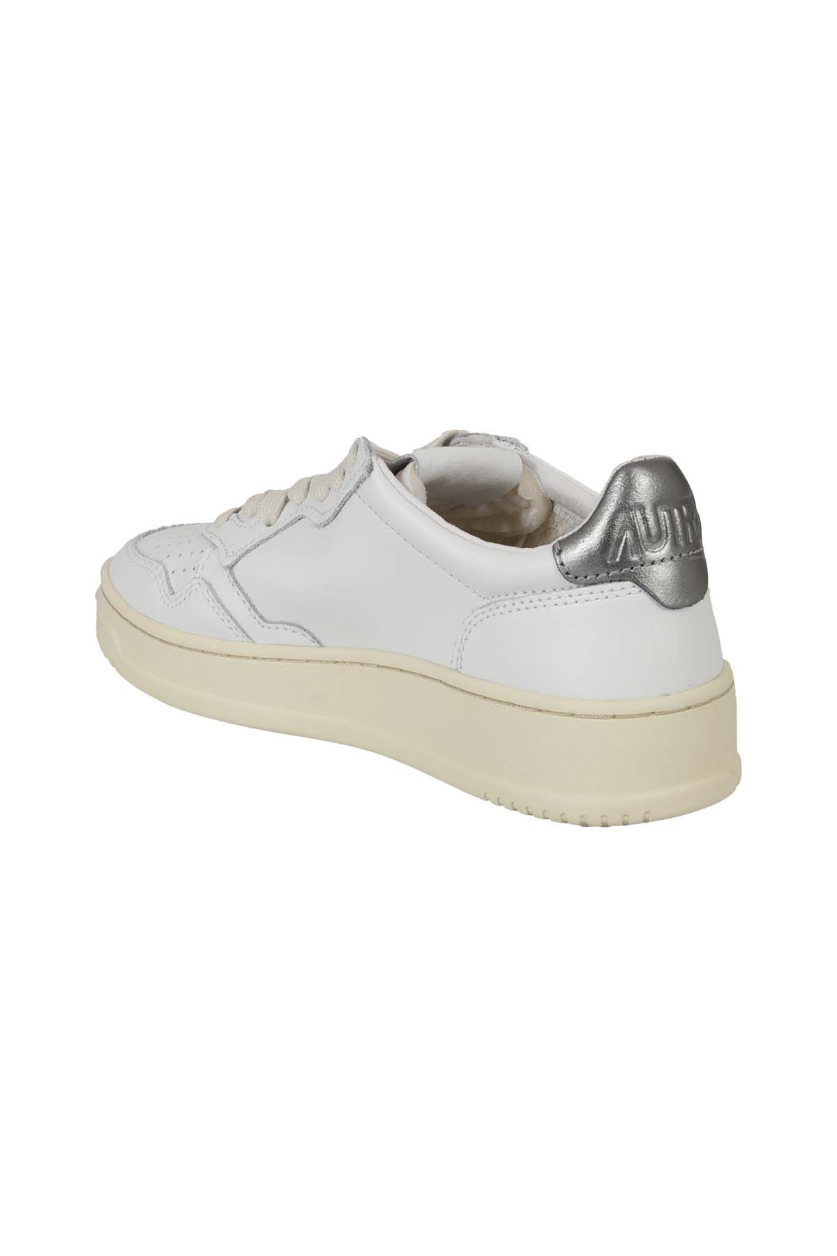 AUTRY Sneakers Medalist Low Women White Silver Hotsell