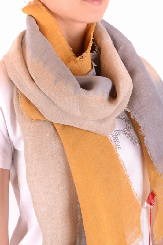 Altea Foulard e Sciarpe Codice prodotto: 1750452 Solo un giorno rimasto
