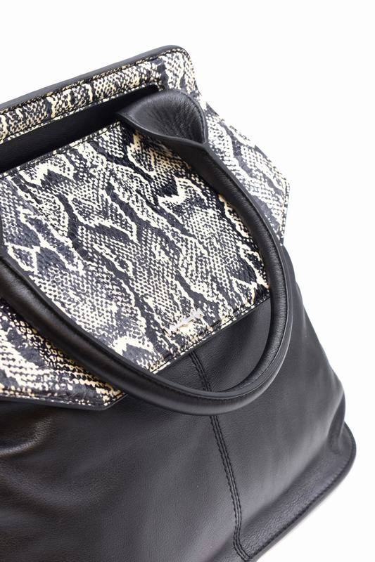 MCQ Alexander Mqueen A tracolla Codice prodotto: DEYSI TOTE 50% di sconto con spedizione gratuita