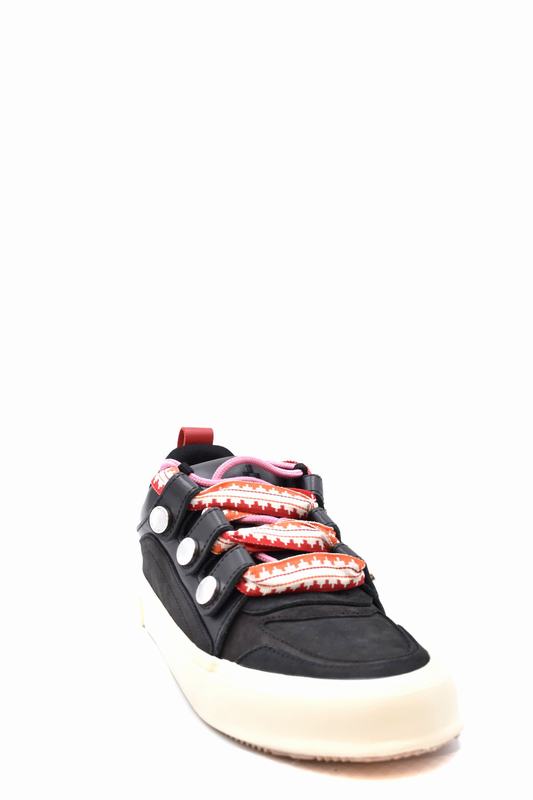Marcelo Burlon Sneakers Codice prodotto: CMIA097F22LEA001 Acquista Ora