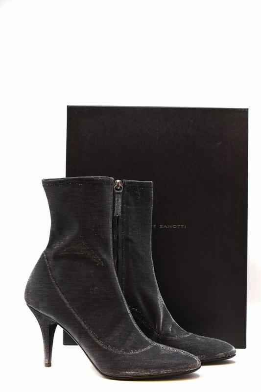 Giuseppe Zanotti Stivali Codice prodotto: I270007 Fino al 55% di sconto