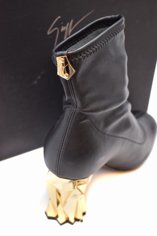 Giuseppe Zanotti Stivali Codice prodotto: I870065 Officina