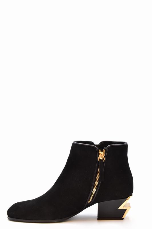 Giuseppe Zanotti Stivali Codice prodotto: I870009 Limitato a 3 giorni