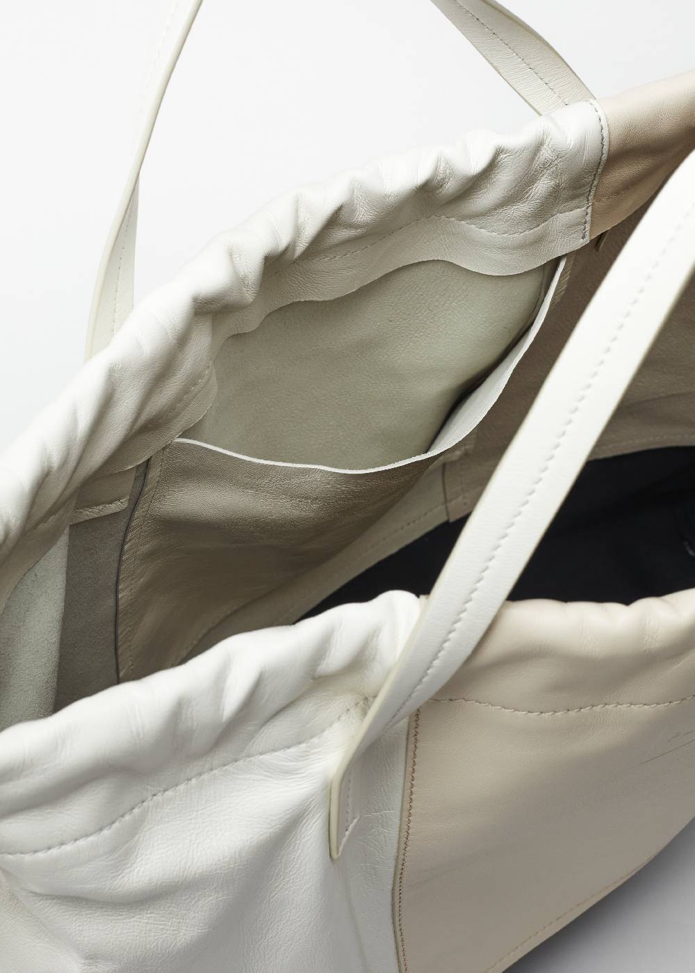 Plan C BORSA CON COULISSE IN NAPPA COLOR BLOCK Negozio
