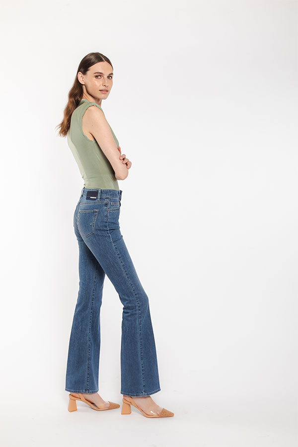 PS. Don't Forget Me MONICA HIGH RISE BELL BOTTOM FIT Vendita Calda