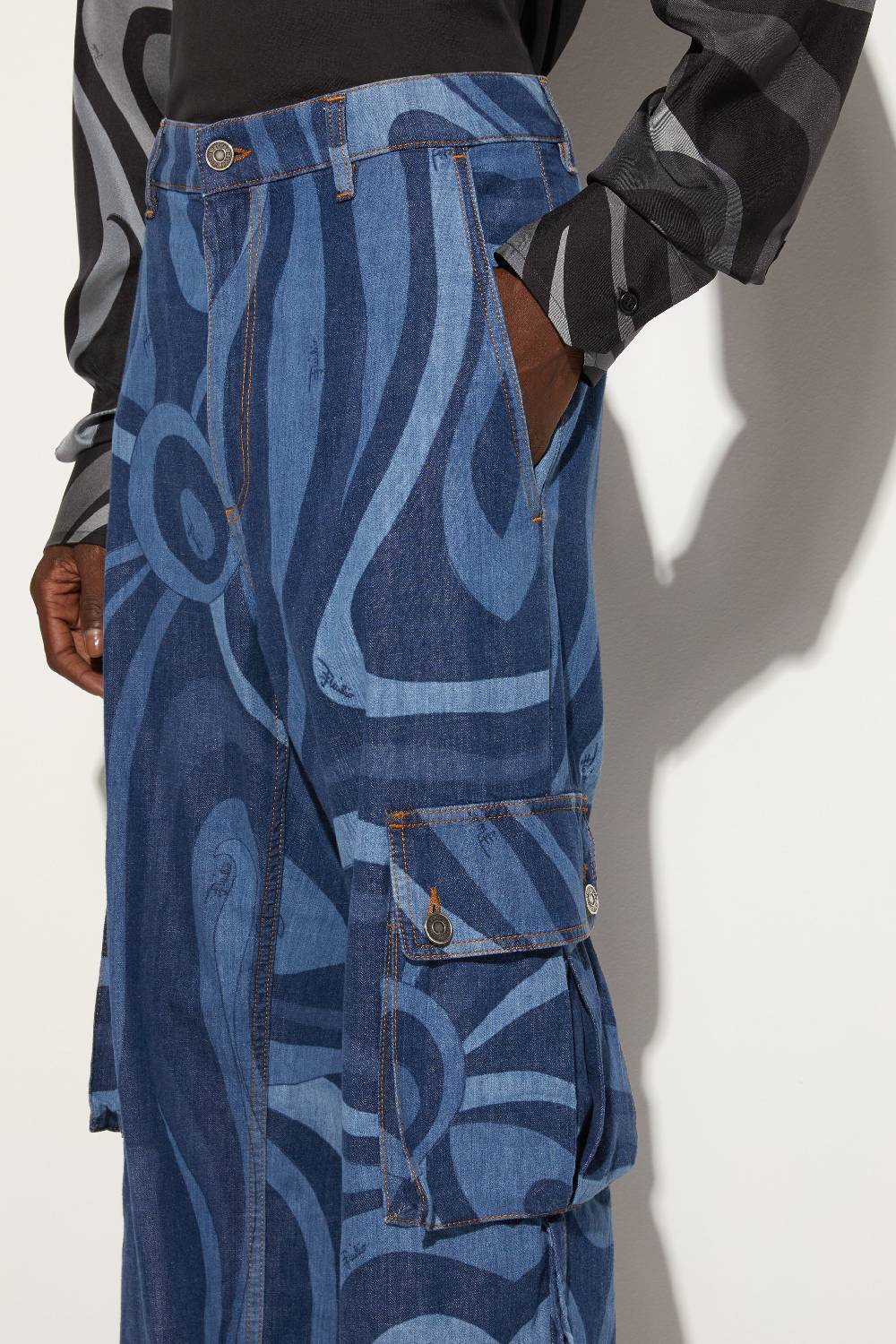 Pucci Jeans cargo con stampa Marmo Sconto