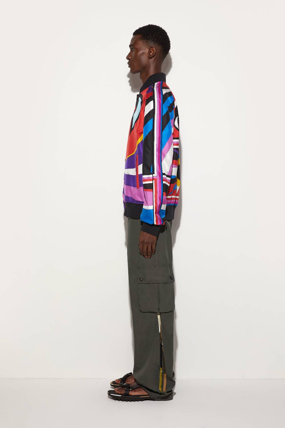 Pucci Bomber in seta con stampa Cigni Outlet