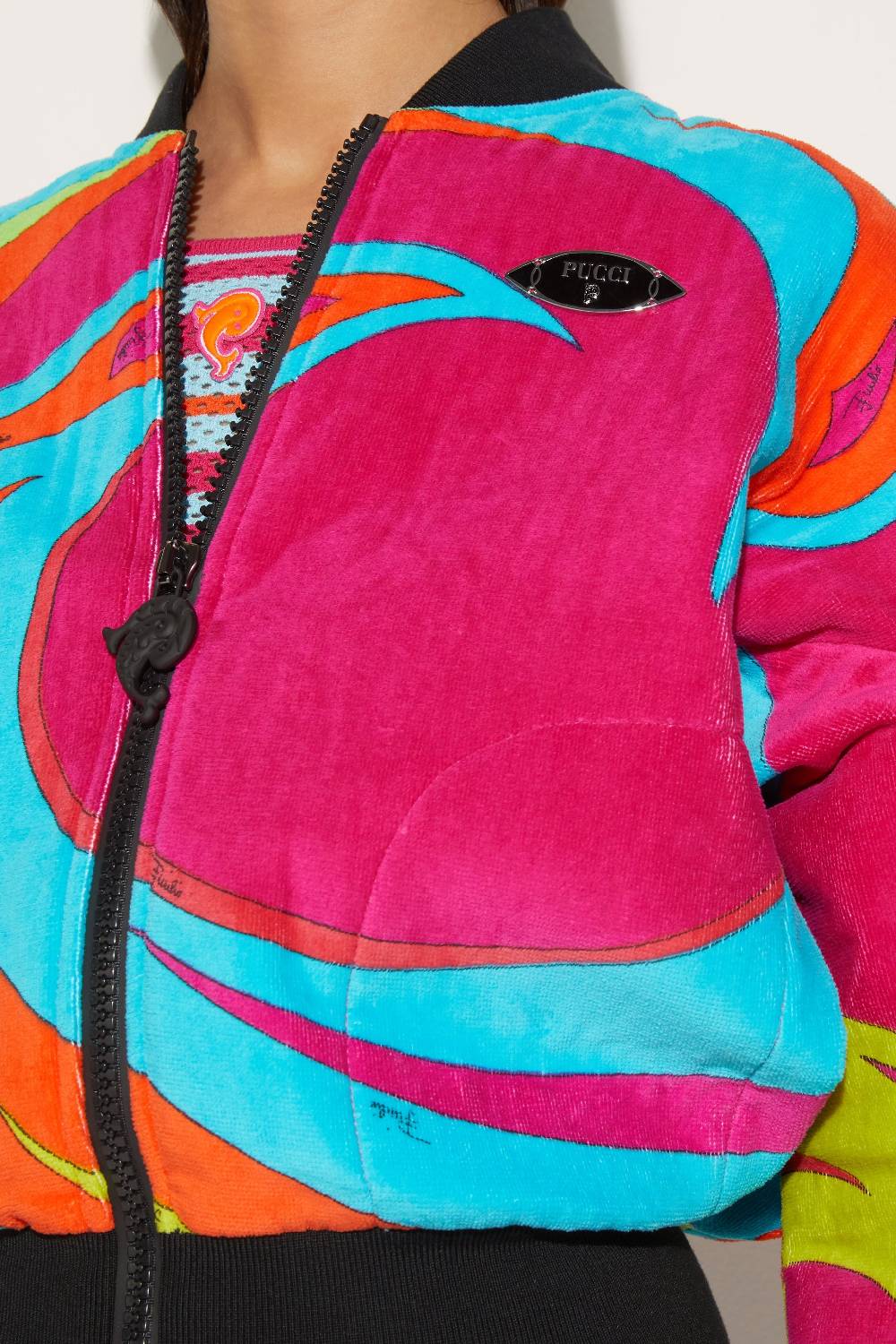 Pucci Bomber in spugna con stampa Cigni Affare Del Giorno