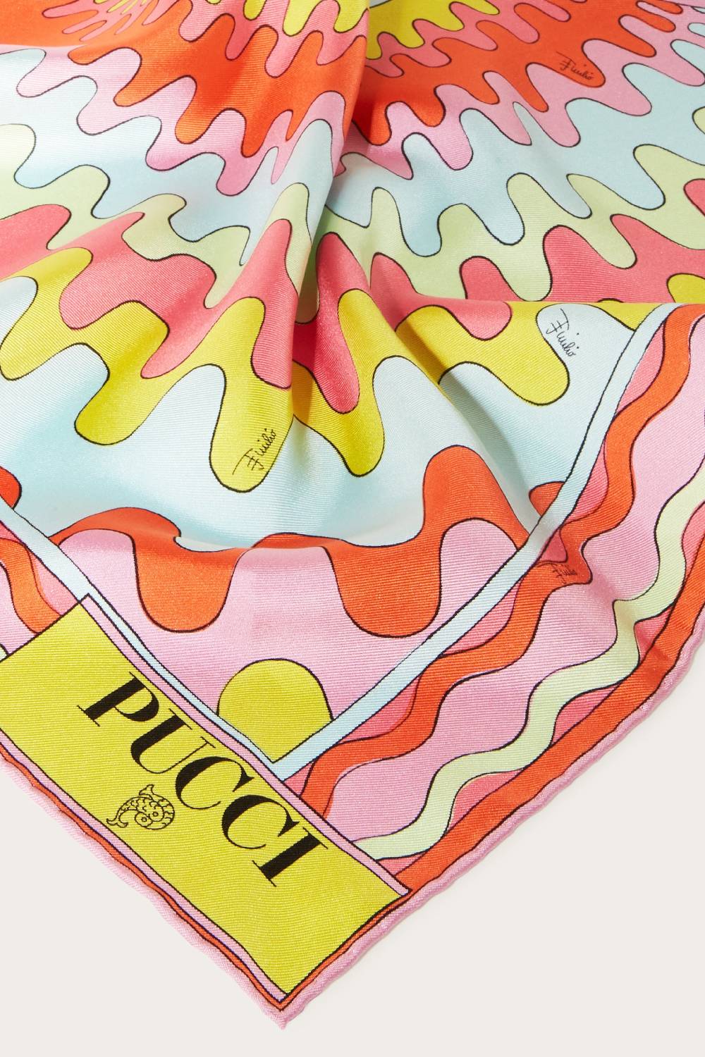 Pucci Foulard in seta con stampa Bersaglio In Saldo