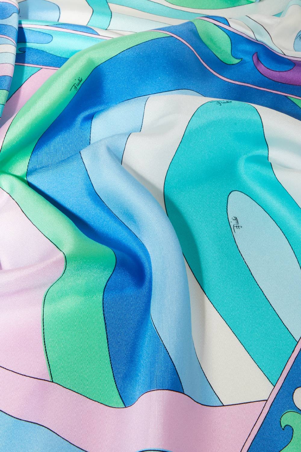 Pucci Carré grande in seta con stampe Iride e Marmo Pezzi Unici