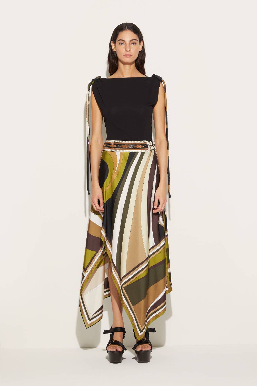 Pucci Top con finiture Vivara Discount Store per i nuovi prodotti