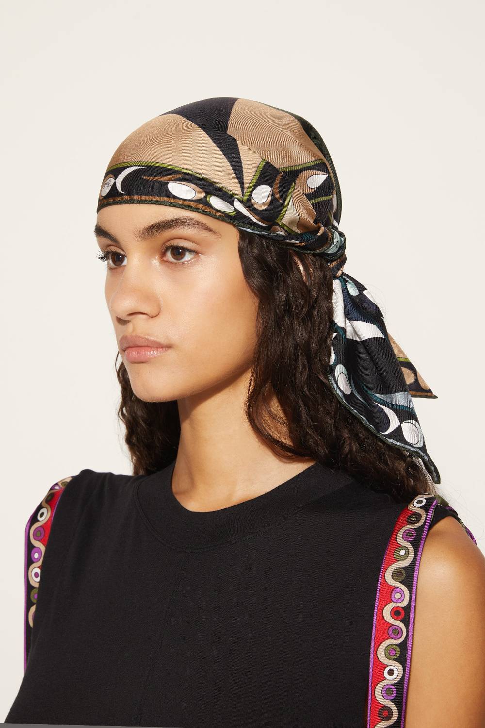 Pucci Foulard in seta con stampa Pesci In Linea