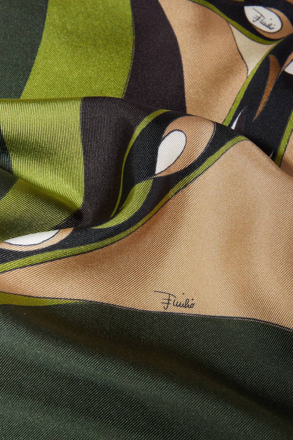 Pucci Foulard in seta con stampa Pesci In Linea