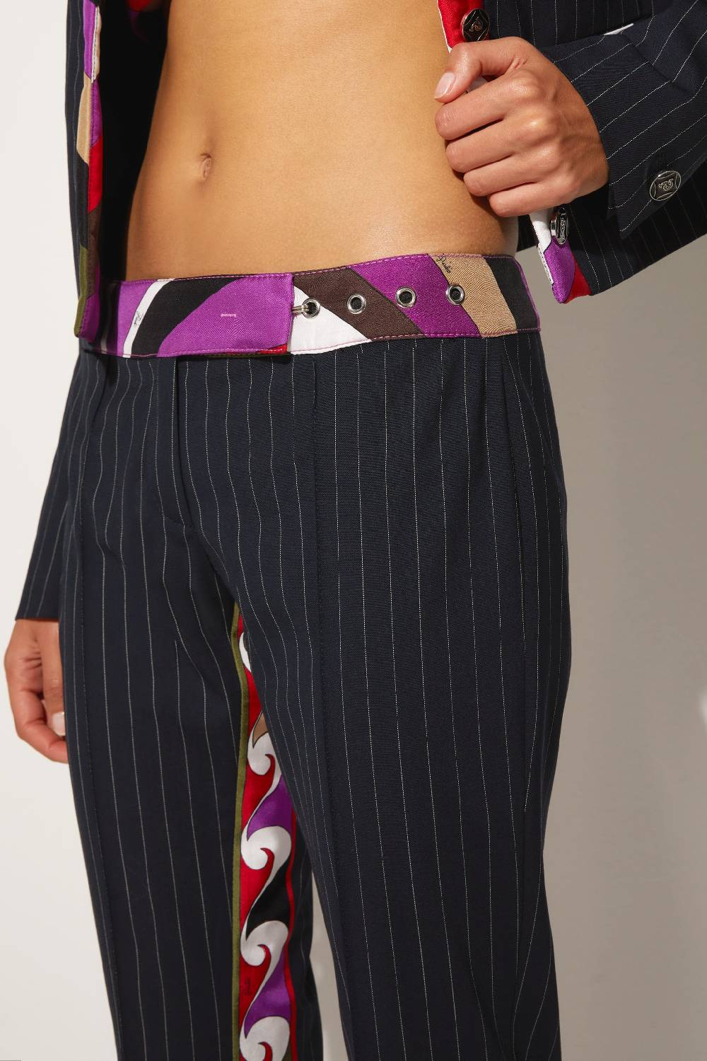 Pucci Pantaloni gessati con finiture Iride e Cigni Prezzo Ridotto