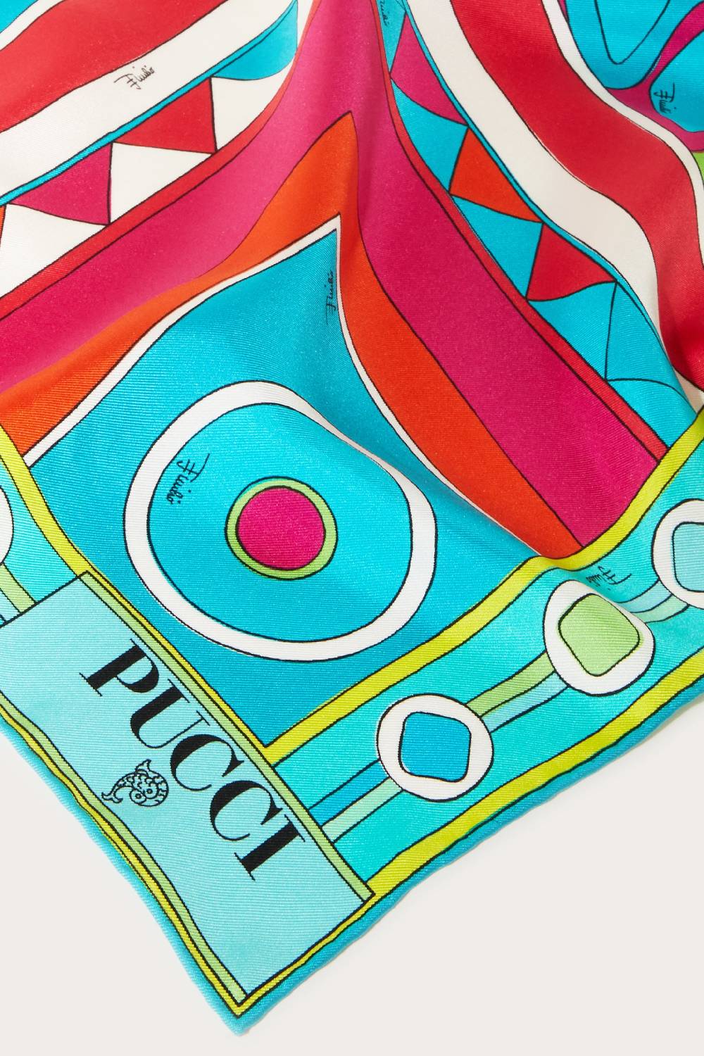 Pucci Foulard in seta con stampa Vivara 50% di sconto per tempo limitato