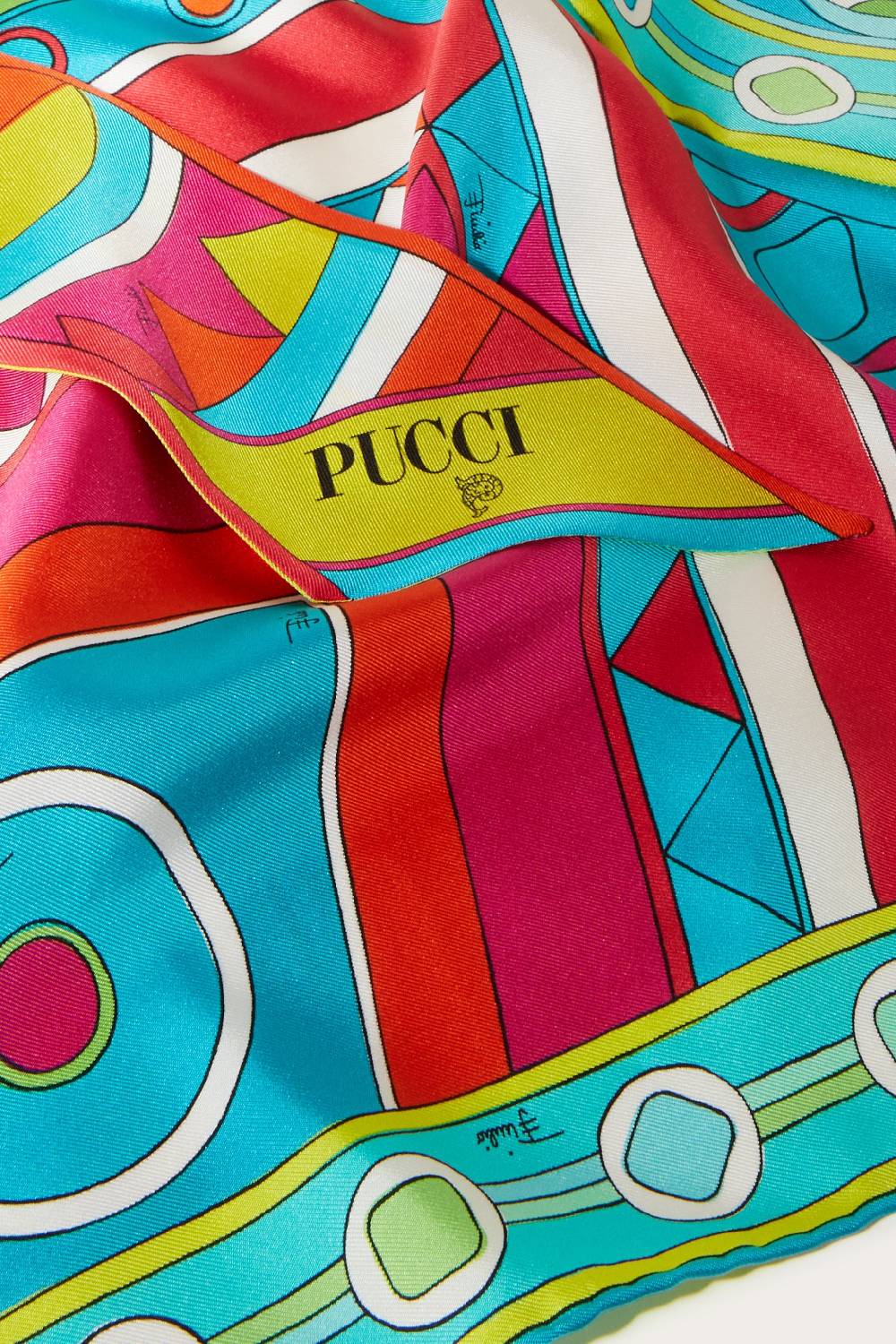 Pucci Foulard in seta con stampa Vivara 50% di sconto per tempo limitato
