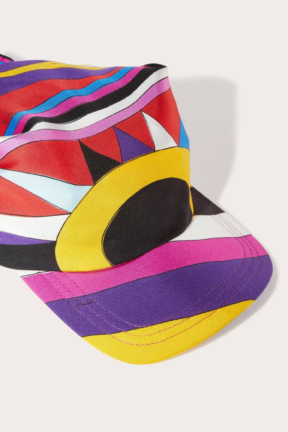 Pucci Cappello in seta con stampe Cigni e Iride In Vendita