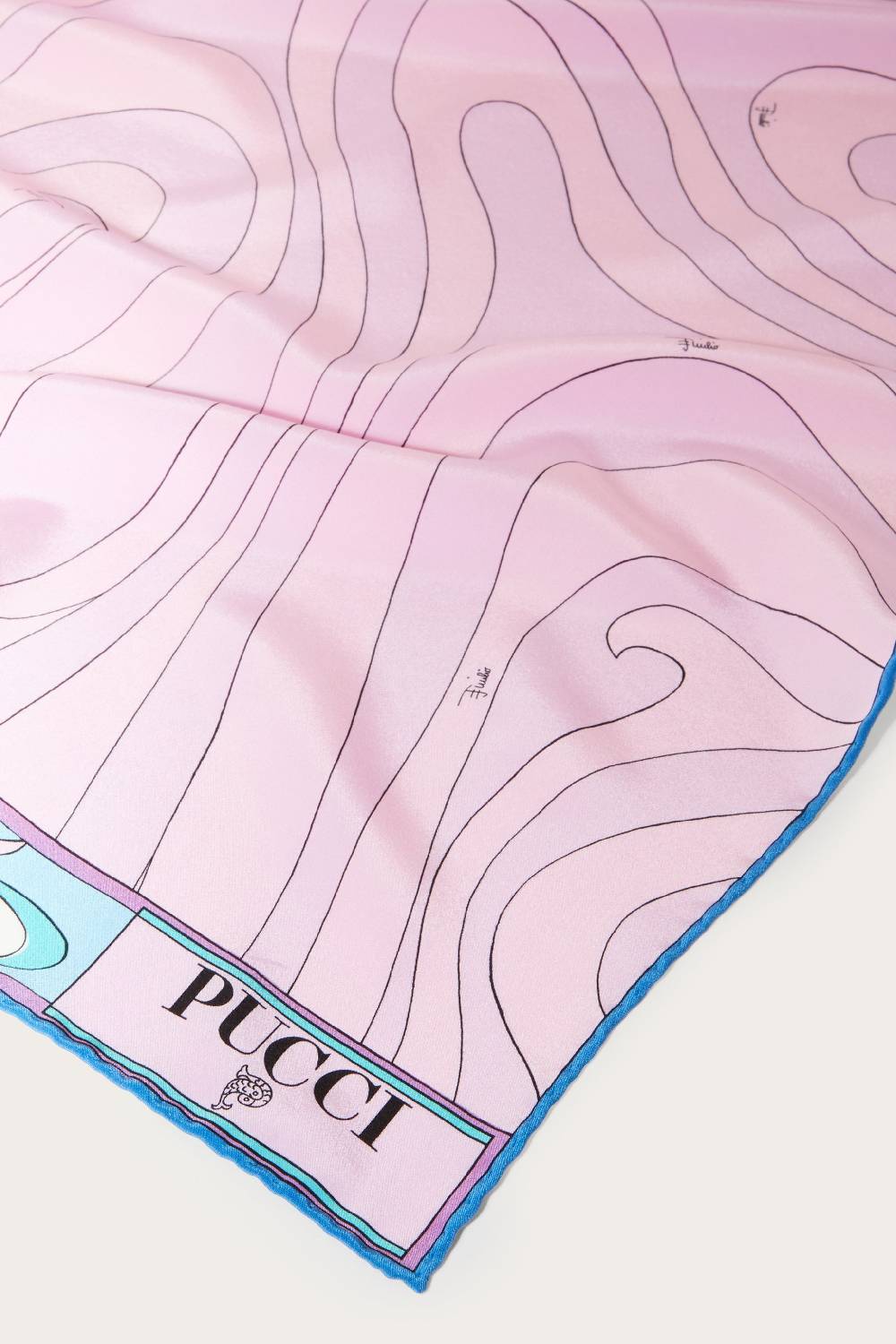 Pucci Hijab in seta con stampe Marmo e Pesci I Più Venduti