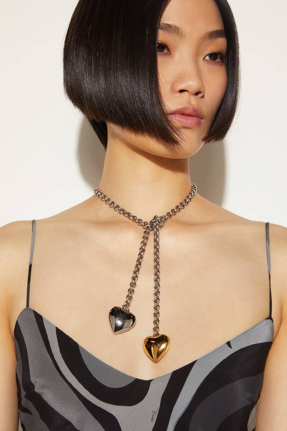 Pucci Collana con ciondoli a cuore Liquidazione