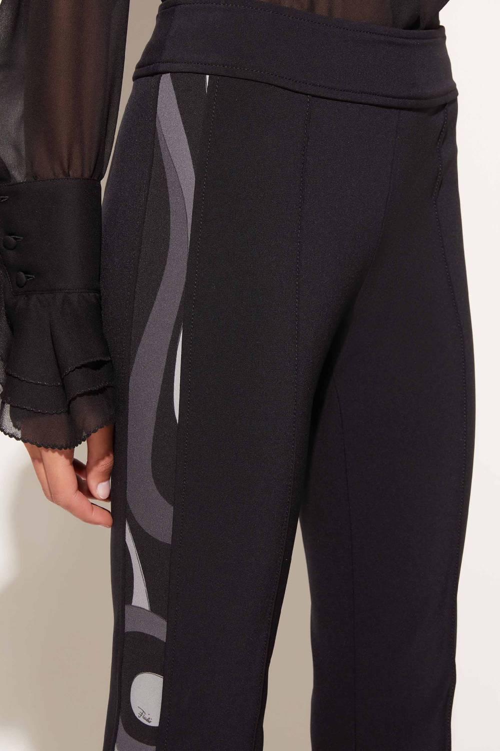 Pucci Pantaloni cropped con stampa Marmo Enormi sconti