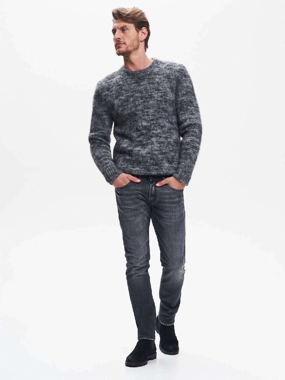 Rinascimento Jeans Regular-Fit Uomo Nero QB24 Offerta
