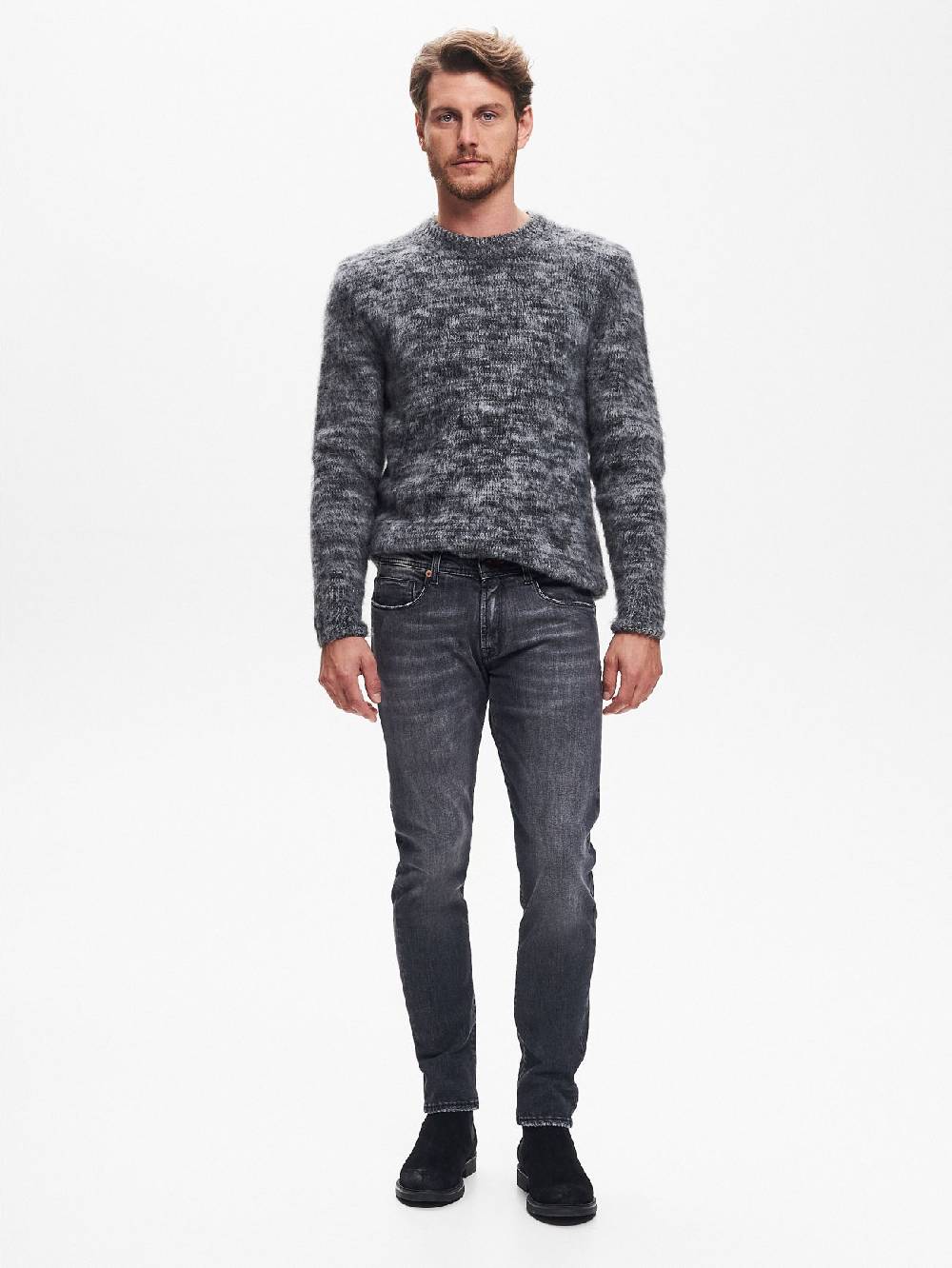 Rinascimento Jeans Regular-Fit Uomo Nero QB24 Offerta