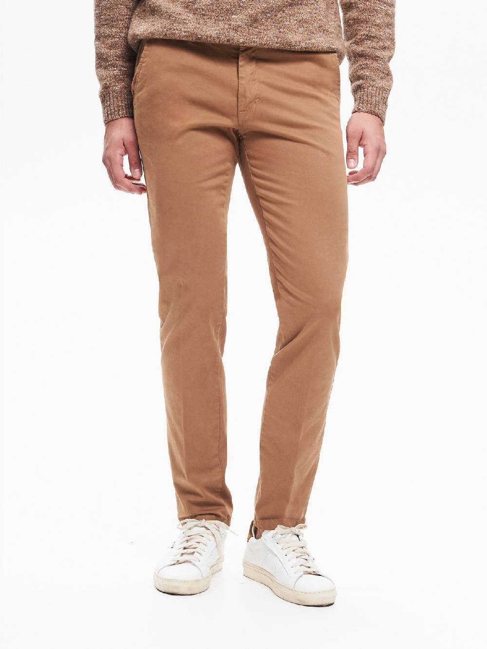 Rinascimento Pantaloni Uomo Chinos Basic Cammello QB24 I Più Venduti