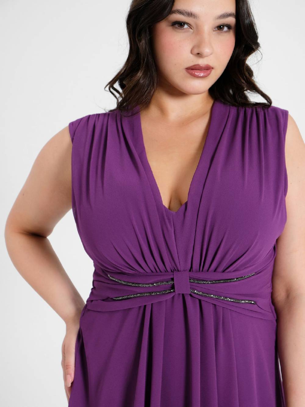 Rinascimento Abito Curvy Viola Melanzana Nuova
