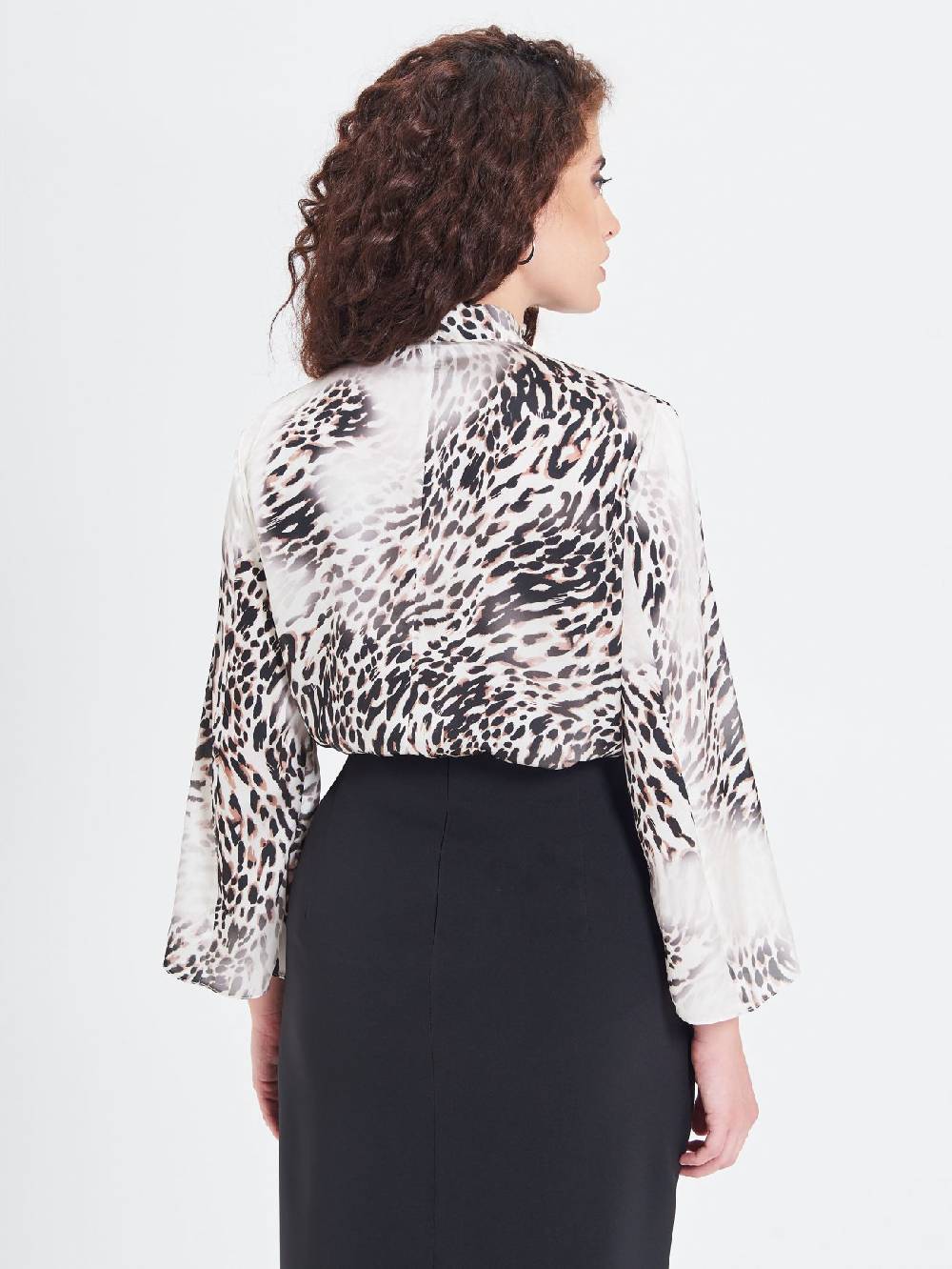 Rinascimento Blusa Curvy Animalier con Fiocco Italy