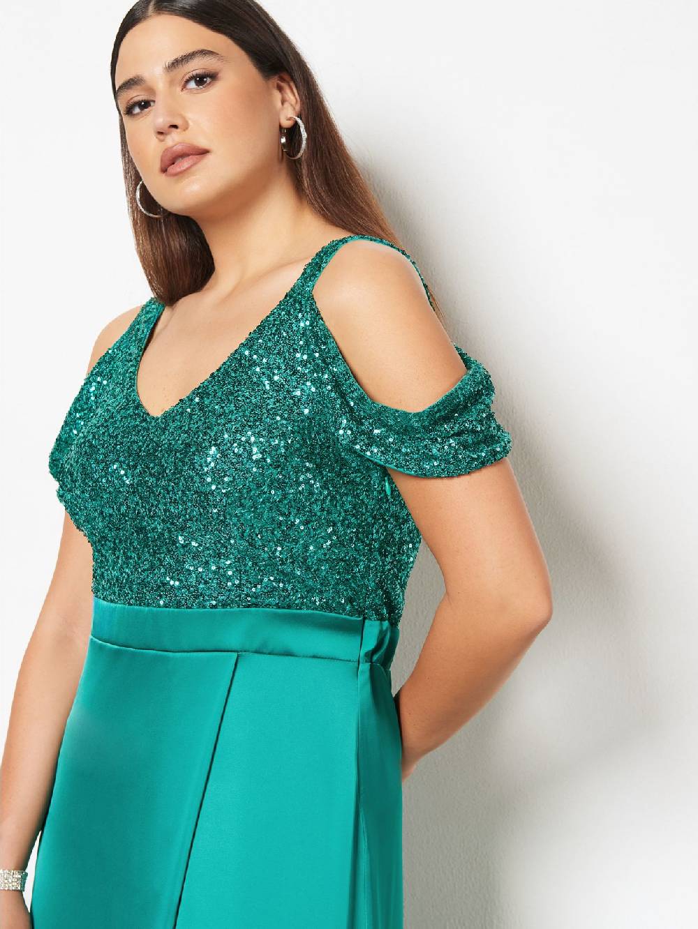 Rinascimento Abito Lungo Curvy Paillettes & Raso Italia