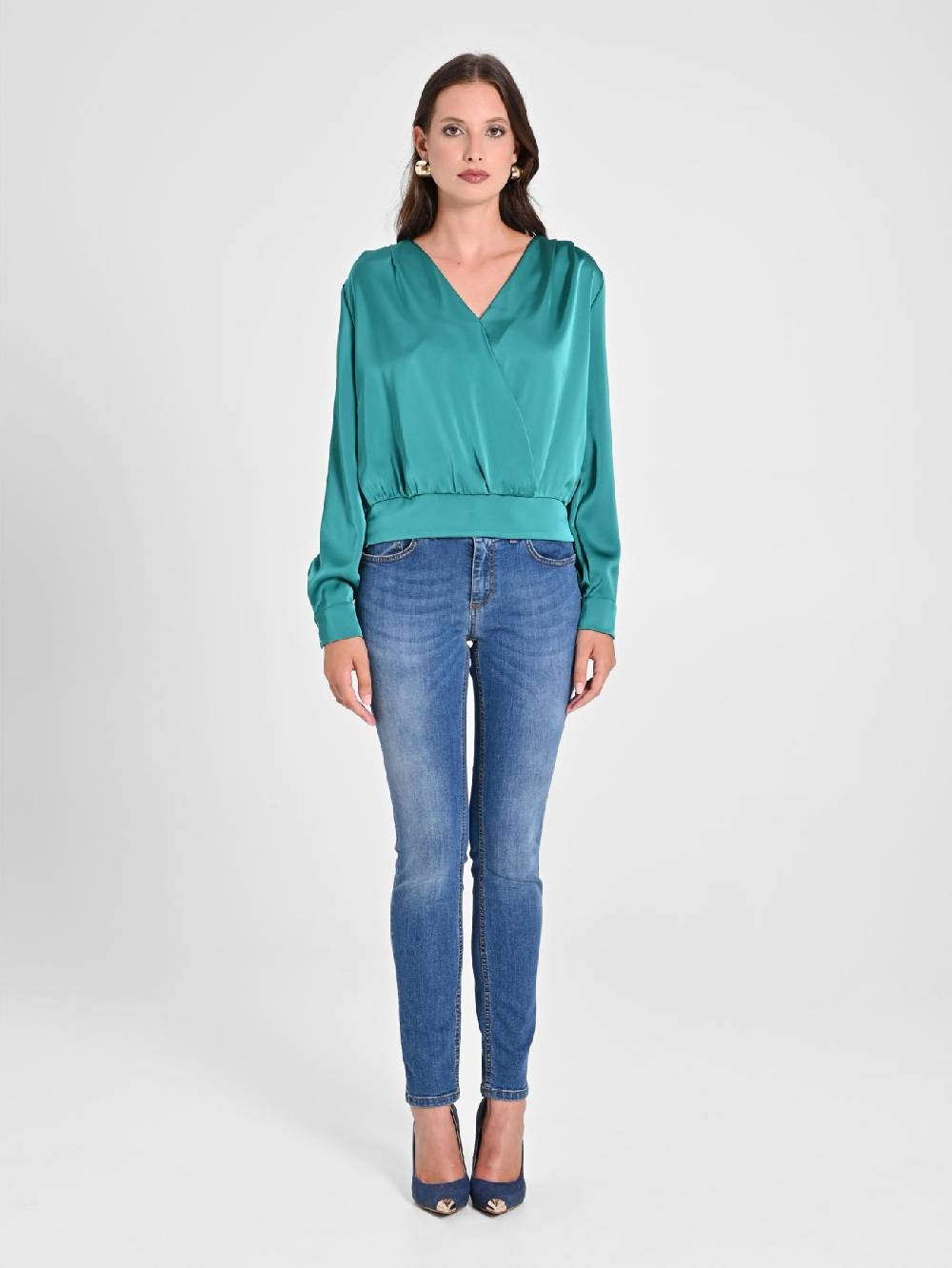 Rinascimento Blusa incrociata in Raso Super sconto