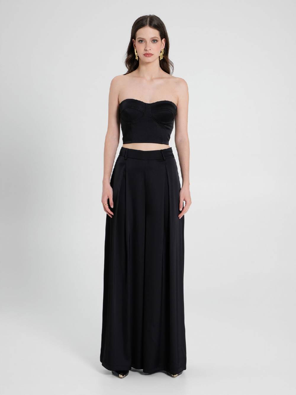 Rinascimento Pantaloni Palazzo in Satin Nero In vendita